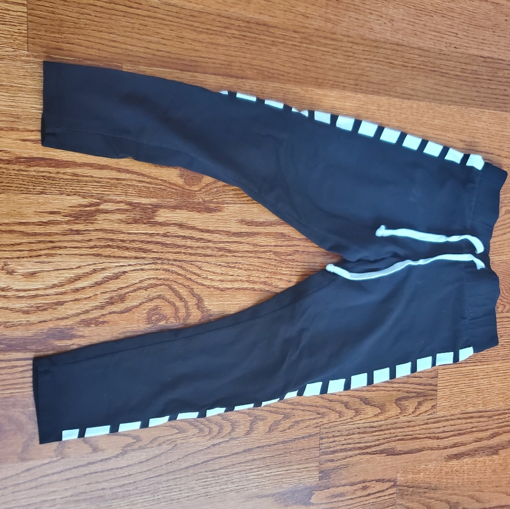 Drawstring Exercise Pants - Picture 2 of 2